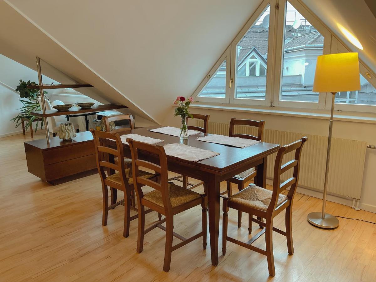 Luxury 150M2 Suite In Most Desirable Area Of Historic Central Vídeň Exteriér fotografie